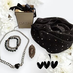 🖤Black Meli-Melo Gift Heart Necklace Scarf Dash Candle Bracelets